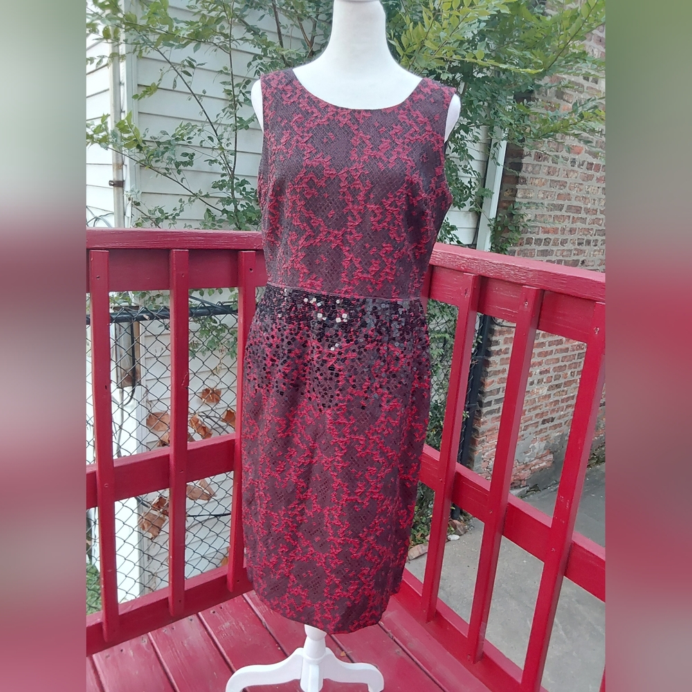 Jones New York Red and Black Midi Dress